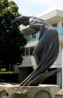 Aurora - bronzo cm h.170 2004 - Rotatoria Punta dell'Est - Riccione